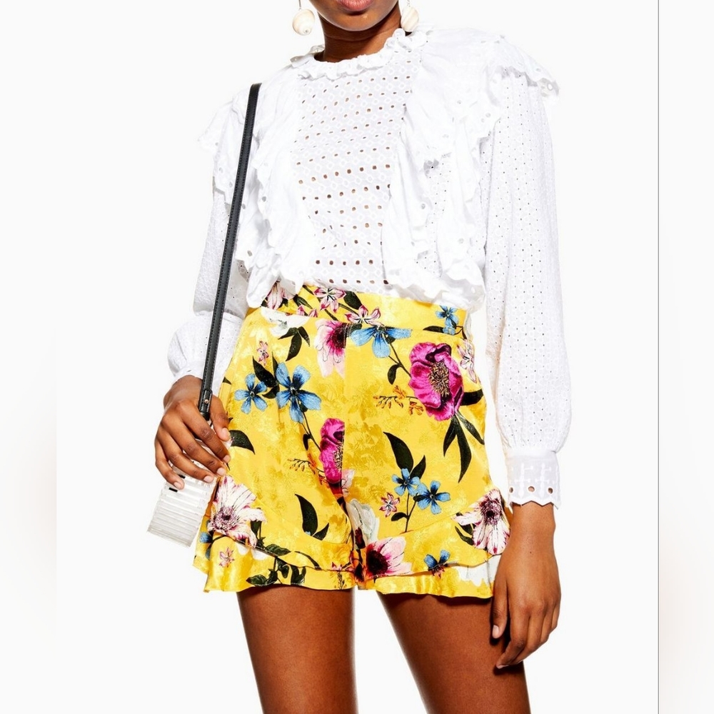 ✨️NWT✨️ Topshop Yellow High Waisted Flowy Floral Print Ruffle Shorts